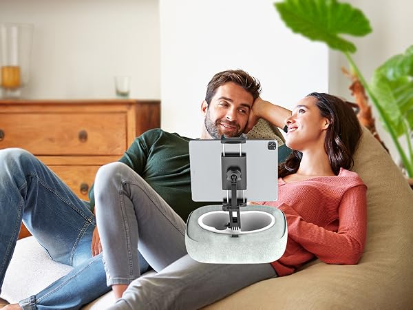 pillow stand