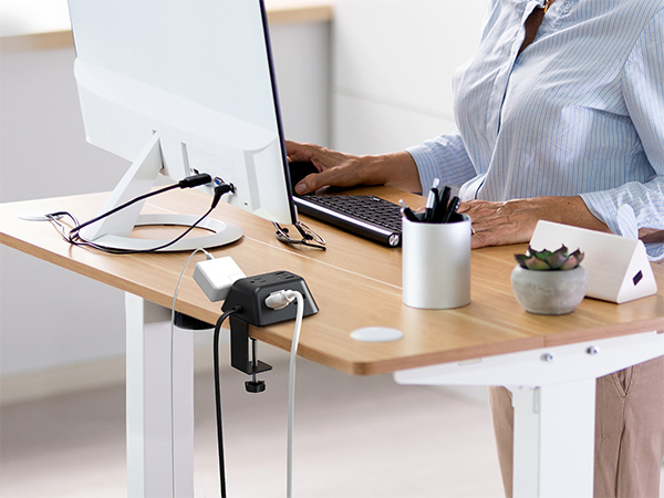desk clamp power strip
