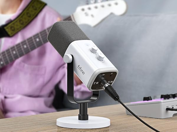 cardioid dynamic microphone