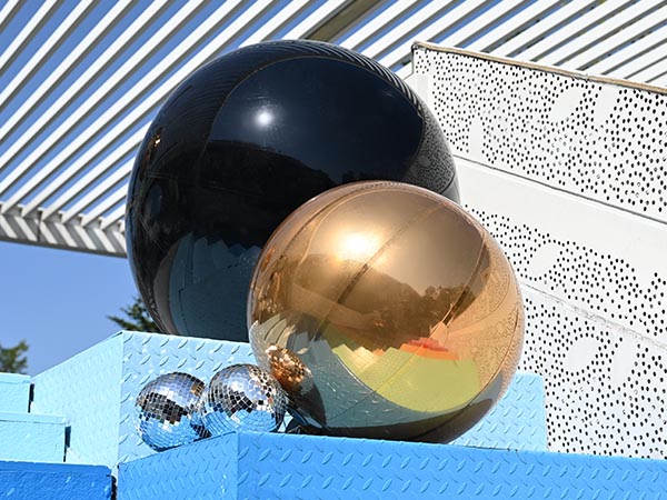 Disco ball+ Mirror ball