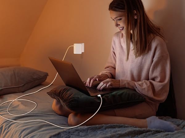 140W Mac book USB T to C 3 Power Fash Charger