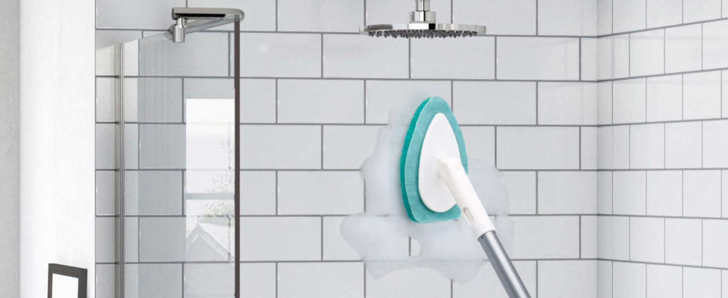 tub cleaner brush with long handle