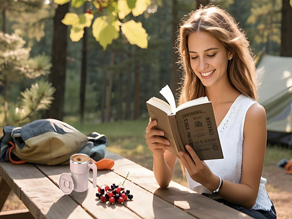 Outdoor self mixing travel mug
