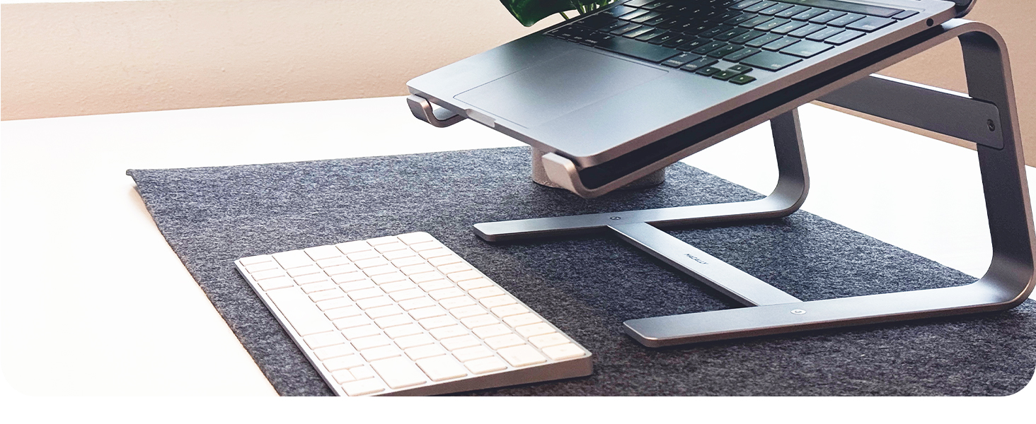 Laptop stand