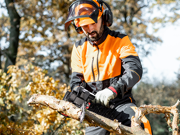 Mini Cordless Chainsaw, 6 Inch Handheld Chain Saw With Security Lock [Seniors Friendly],