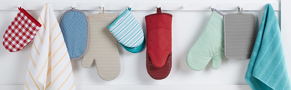 kitchenaid, kitchenaid oven mitts, kitchenaid pot holders, kitchen aid, kitchen accessories