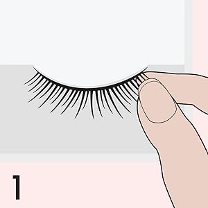 natural looking false eyelashes