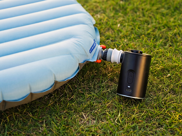 travel pump for vacuum bags