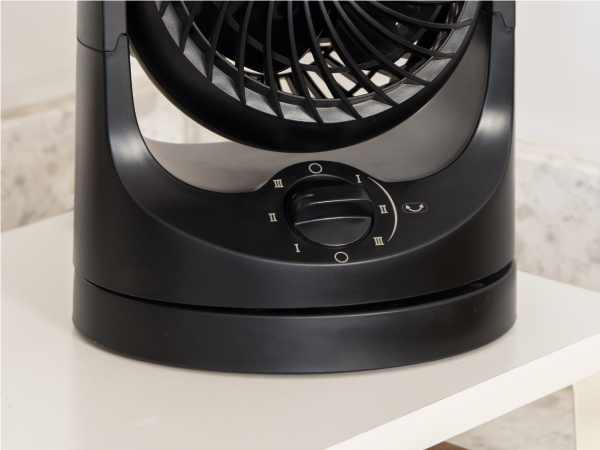 3 setting fan, convenient, kitchen fan, oscillates, oscillating fan, small fan, quiet fan