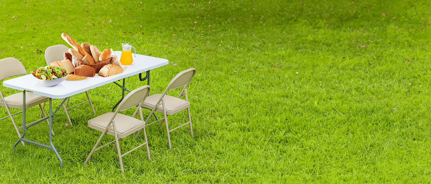 Outdoor Plastic Folding Table