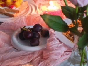 cheesecloth table runner for wedding party
