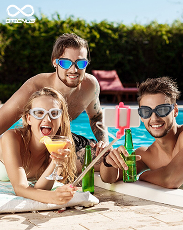 swim goggles