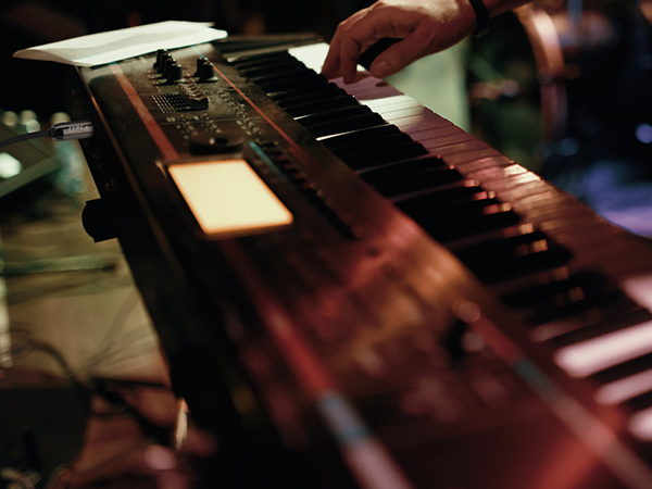electronic organ,1/8 to 1/4