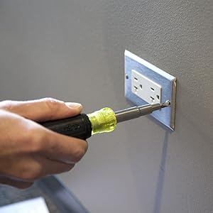 3 nut drivers, 2 Phillips, 2 slotted, 2 TORX and 2 square recess