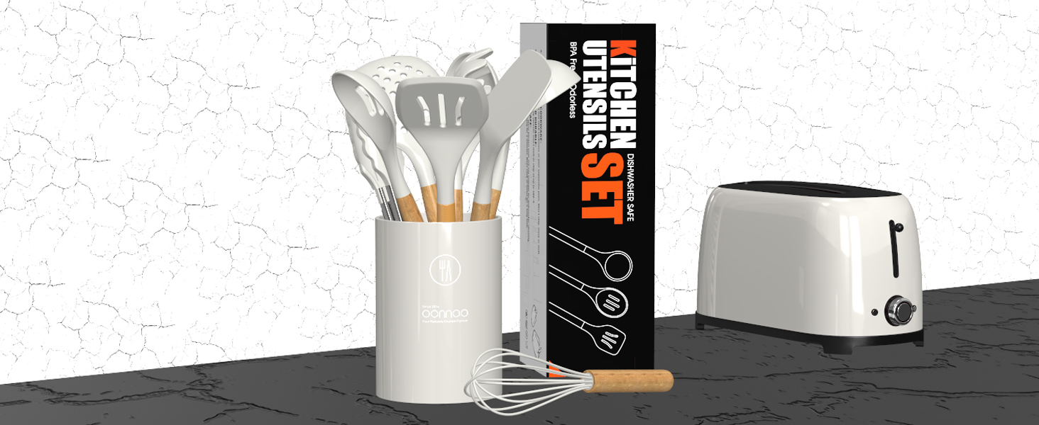 Khaki utensils