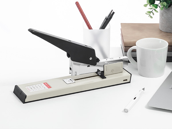 staplers for desk heavy duty