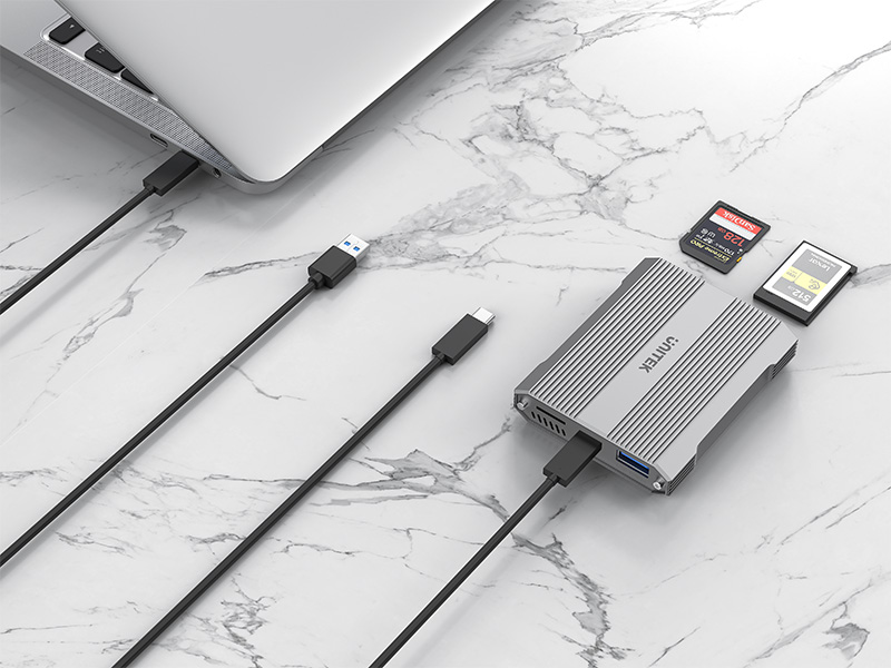 CFexpress Type B Card Reader