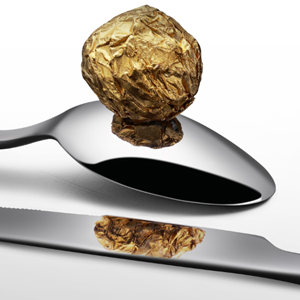 shiny polishing table cutlery