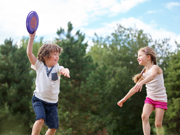 Wham-O Frisbee Go Flying Disc, 70g 9" Sport Disc for Kids and Adults Beginners