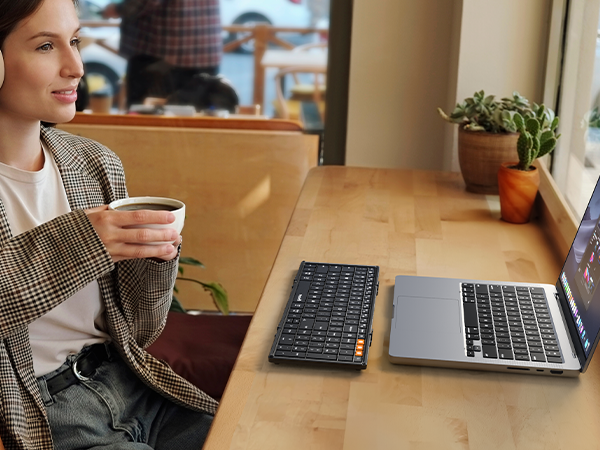 XK01 PLUS backlit foldable keyboard