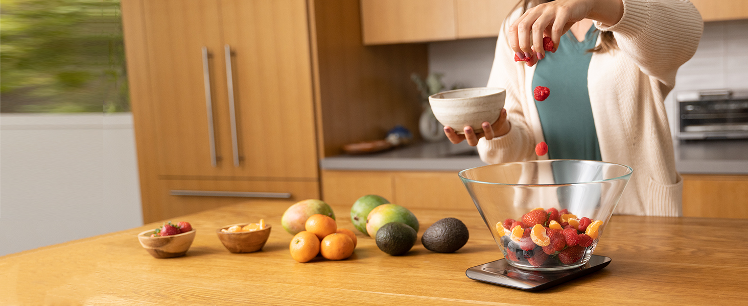 The multi-function scale can help you prepare the meals easily