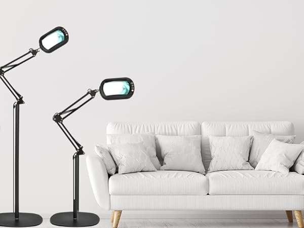 magnifying lamp with light