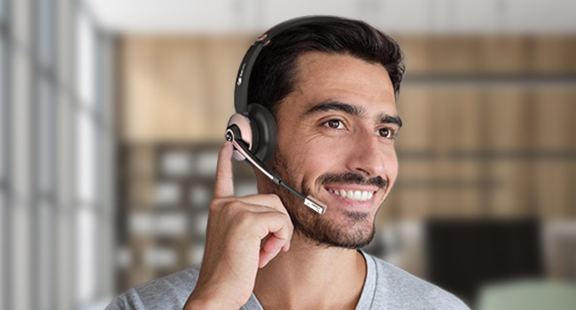 wireless headphone with mic