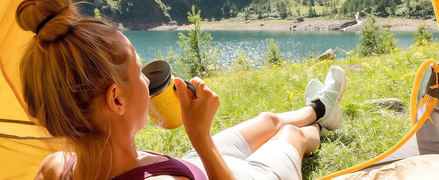 coffee mug with lid and handle