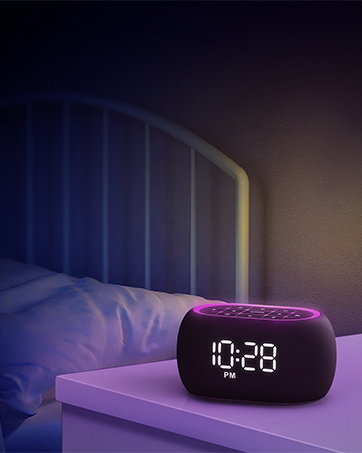 Compact radio alarm clock