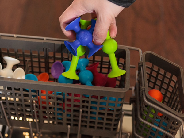 Squigz detail image 6