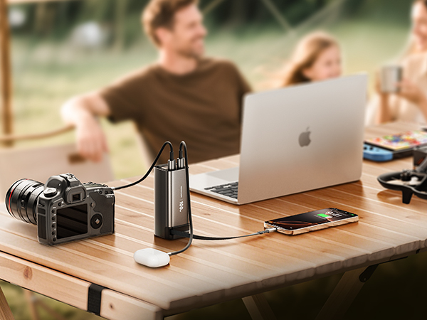 100W Fast charging power bank for laptop iphone