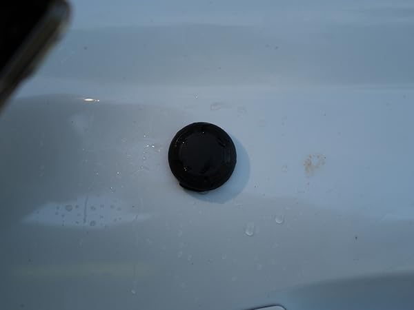 Waterproof GPS tracker, magnetic vehicle locator, car anti-theft device, outdoor GPS tracker