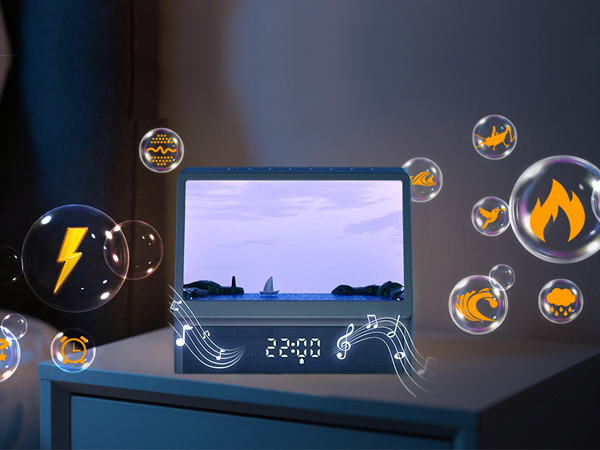 Split-screen gaming interface showing blue virtual environment with floating bubble-like orbs and markers.