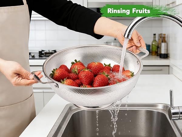 Rinsing Fruits