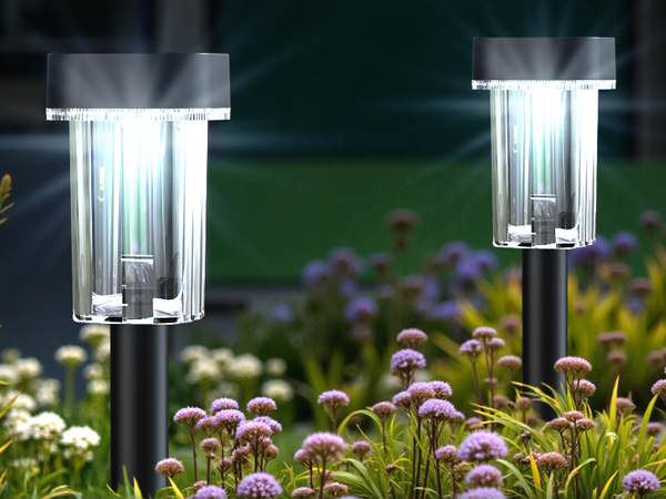 solar garden lights