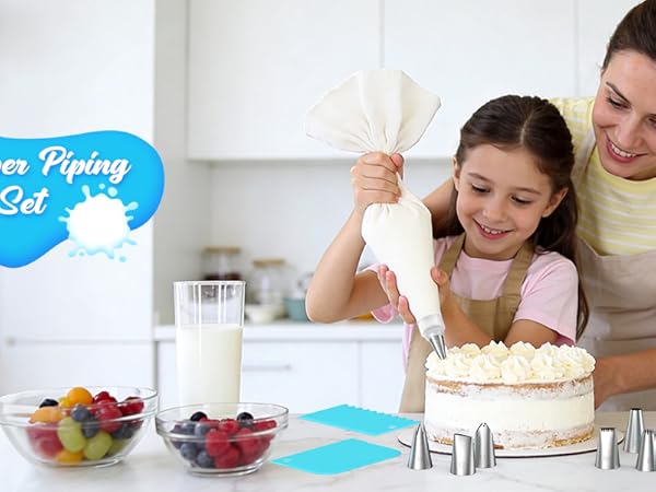 Piping Bags and Tips Set