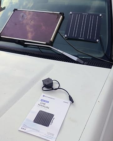solar battery maintainer