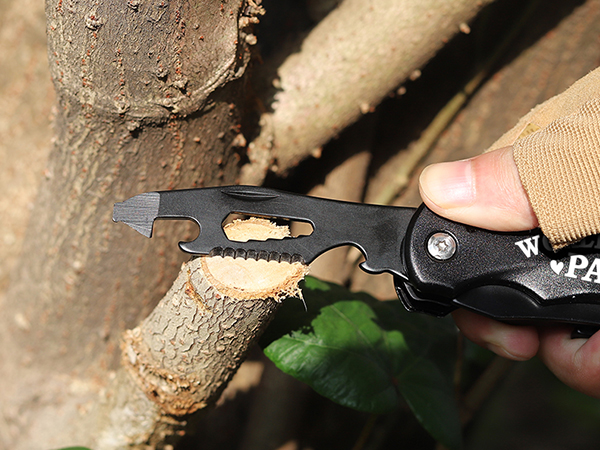 SERRATED KNIFE