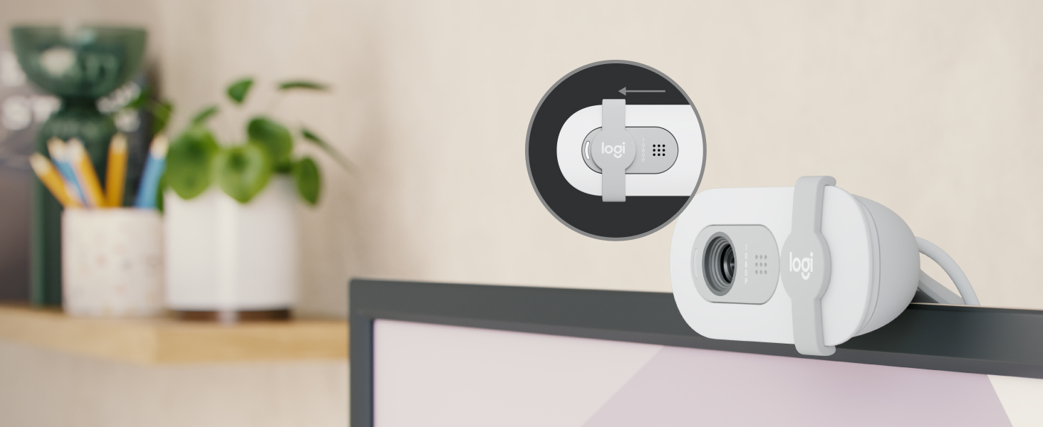 zoom of brio 100 full hd webcam for meetings and streaming with privacy cover