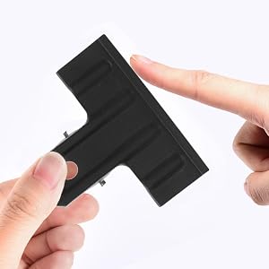 metal clips black
