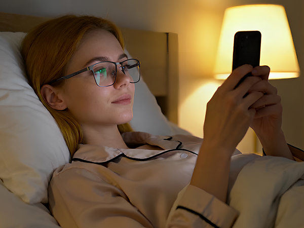 Read before bedtime and protect against blue light