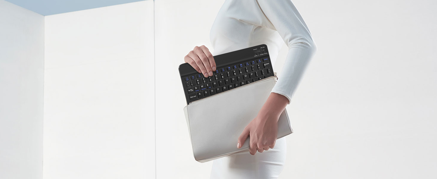 Portable keyboard for ipad