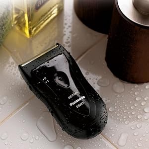 Panasonic ES3831K may be used wet or dry