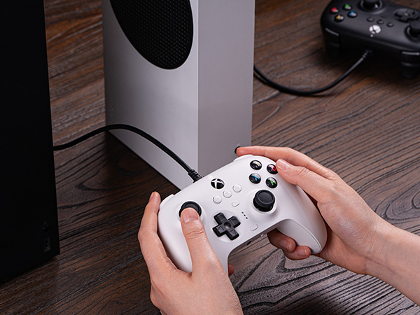  Ultimate Wired Controller for Xbox Series X|S, Xbox One, Windows 10 &amp; Windows 11