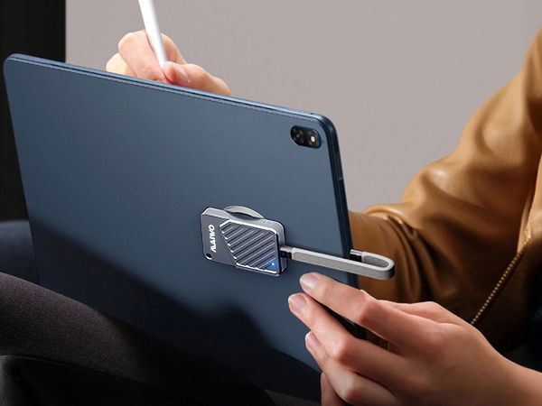  magnetic 2230 2242 NVMe SSD enclosure 10Gbps 