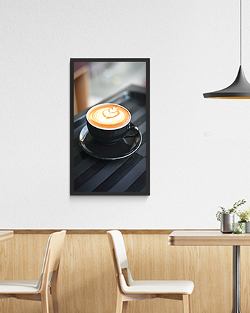 digital picture frame