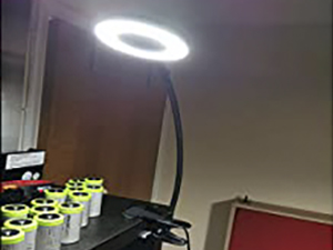 clip on desk for craft