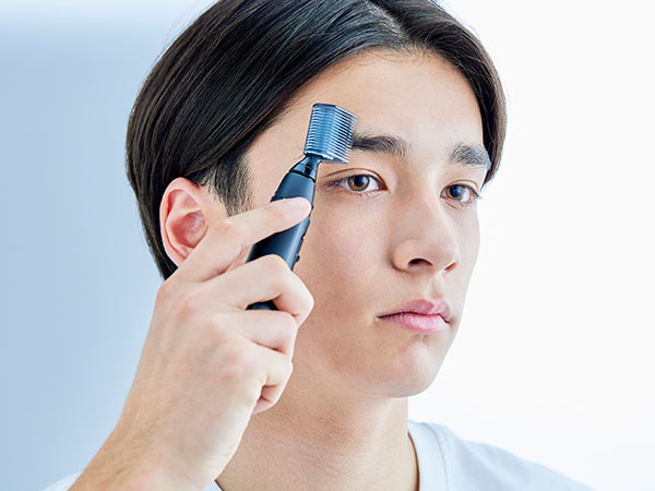 Unique, Flexible Precision with Gentle Blades