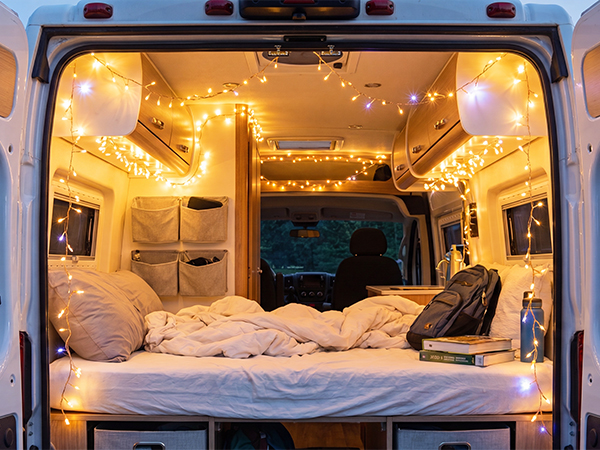 string lights indoor