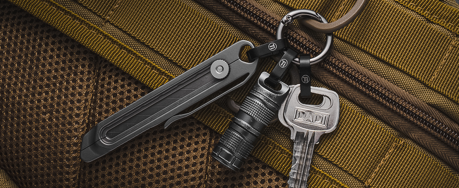 small carabiner clip